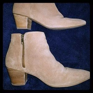 EUC Coconuts by Matisse Booties
